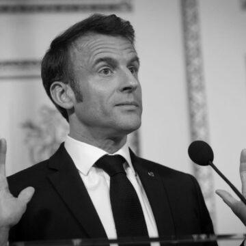 1 На тлі рекордного падіння рейтингу Макрон сказав, чи піде у відставку