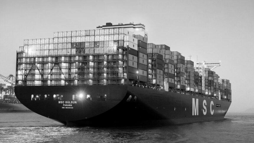 Світовий лідер морських перевезень не зайшов в український порт через корупцію митників – ЗМІ