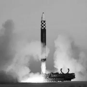 КНДР успішно провела випробування ракети з кількома боєголовками