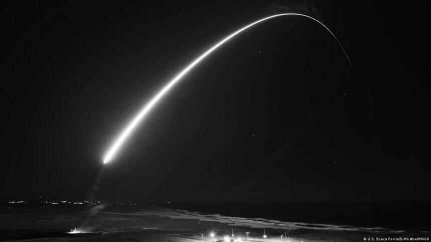 У США випробували міжконтинентальну балістичну ракету Minuteman III