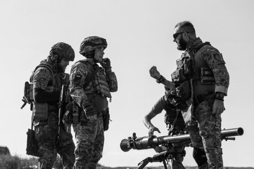 Франція відреагувала на скандальну заяву РФ щодо її інструкторів