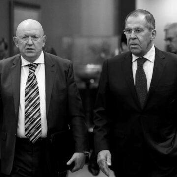 Спіймані на брехні: Лавров та Небензя в ООН озвучили різні версії удару по лікарні “Охматдит”