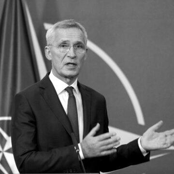 Столтенберг висловився про стосунки НАТО й Китаю