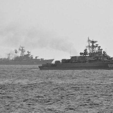 Росія вишикувала носії ракет “Калібр” біля українських берегів