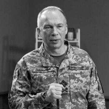 Гладкий пройде перевірку СБУ. Його поки відсторонять від командування – Сирський