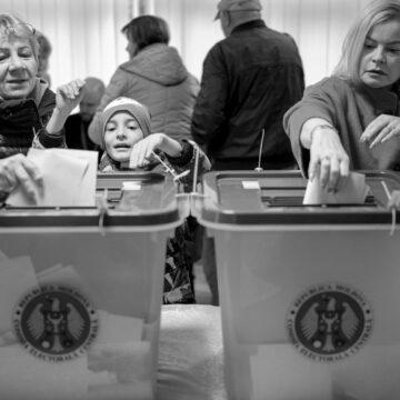 photo_2024-10-15_17-52-42 Визначають майбутнє країни: у Молдові розпочалось історичне голосування