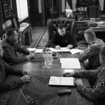Ракета “Довгий Нептун” і далекобійні дрони: Зеленський провів Ставку