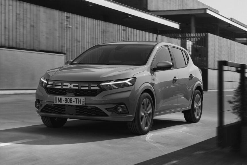 Dacia Sandero очолила продажі авто в Європі у січні 2025 року, попри падіння попиту