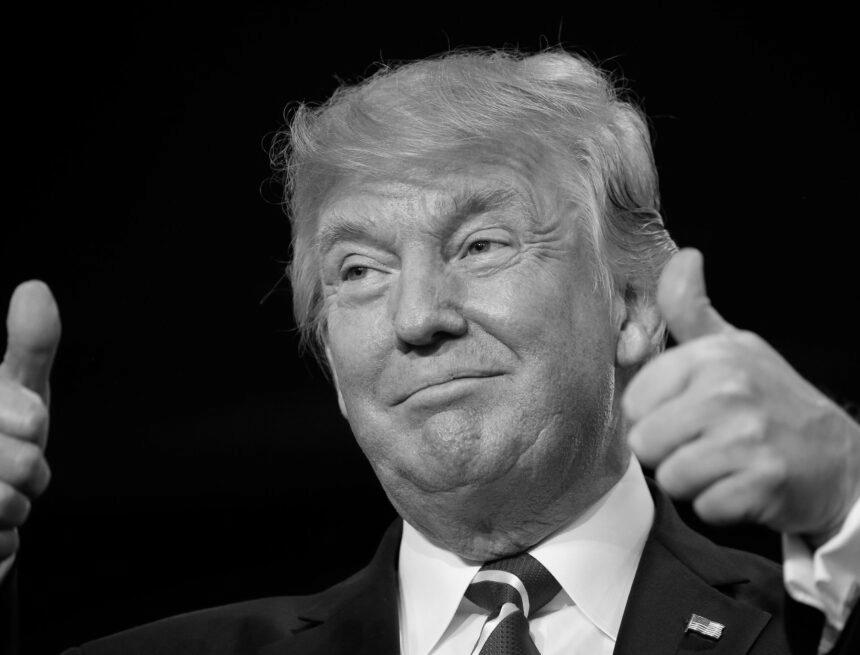Трамп оптимістично оцінює шанси розв’язання війни Росії проти України