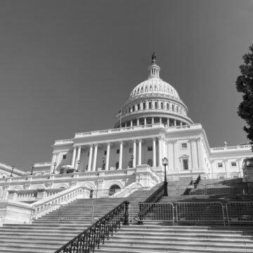 Росія повинна повернути викрадених українських дітей – Сенат США