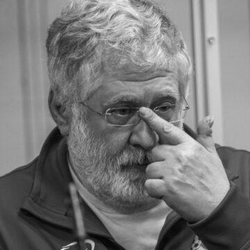 Коломойський залишається під вартою: олігарху продовжили запобіжний захід