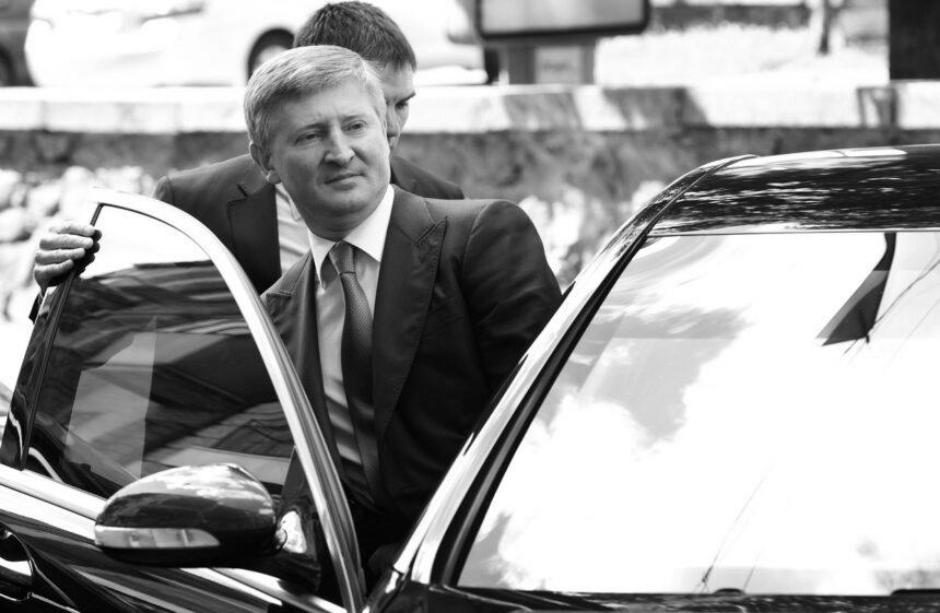 Рінат Ахметов 18 років приховував сім’ю та їхнє майно в Конча-Заспі та Куршевелі