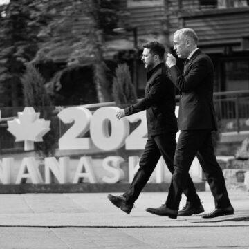 Зеленський достроково покидає саміт G7