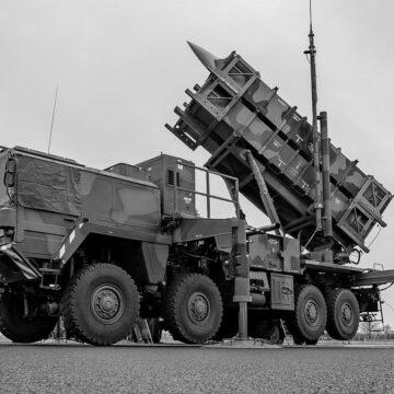 Patriot на паузі: Україна залишилась без ключового захисту від балістики – WSJ