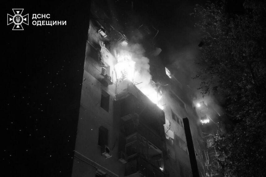 РФ випустила по Україні 379 засобів повітряного нападу: зафіксовані влучання у 12 локаціях