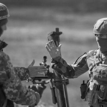 Росіяни маскують військових під туристів на окупованих територіях – ЦНС