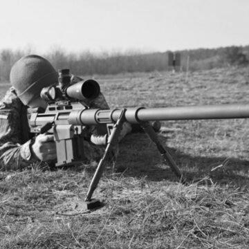 Український снайпер встановив світовий рекорд, знищивши двох окупантів із 4000 метрів