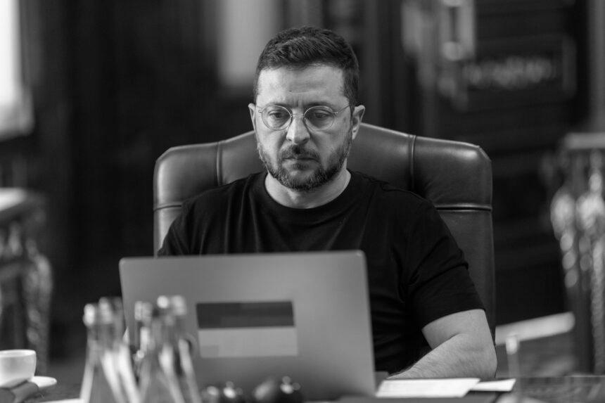 Зеленський відреагував на масштабний комбінований обстріл України