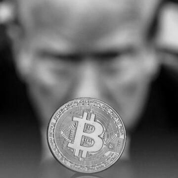 Курс Bitcoin обвалився після заяв Трампа