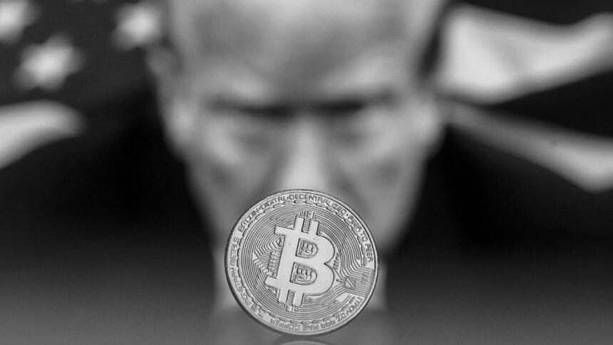 Курс Bitcoin обвалився після заяв Трампа