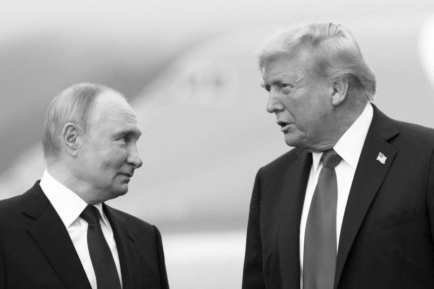 Трамп: війна стала катастрофою для Путіна, у Росії черги за бензином