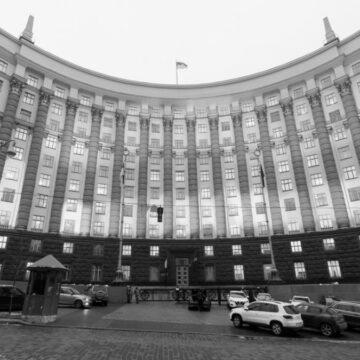 Кабмін додатково виділив 324,7 млрд грн на оборону до кінця року