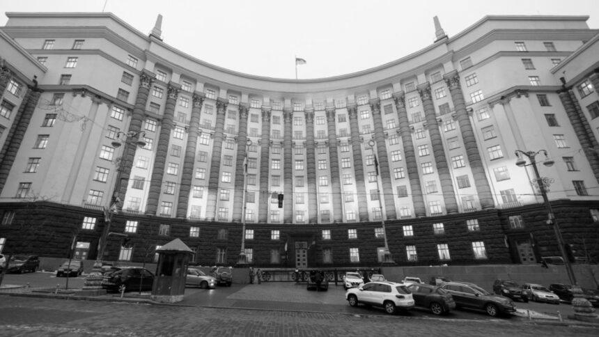 Кабмін додатково виділив 324,7 млрд грн на оборону до кінця року