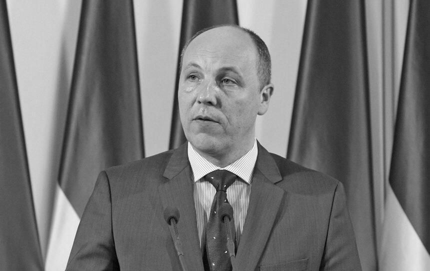 У Львові продовжили арешт підозрюваного у вбивстві Андрія Парубія У Львові продовжили арешт підозрюваного у вбивстві Андрія Парубія