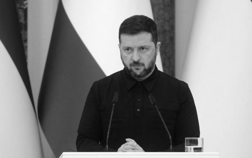 Подвійний терор: Зеленський розповів про повторні удари по рятувальниках і енергетиках