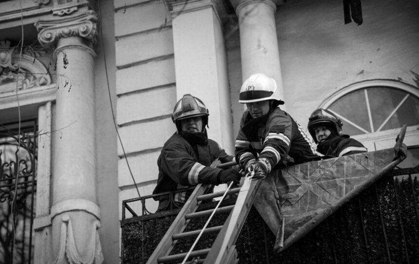 В Одесі померла одна з жінок після обвалу балкона, ще одна у реанімації