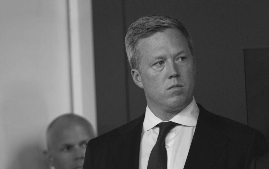 Міністр армії США попередив Україну про неминучу поразку, – NBC News