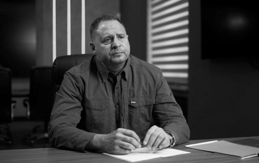 Зеленський готовий до зустрічі з Трампом 27 листопада, щоб завершити мирну угоду, – Єрмак