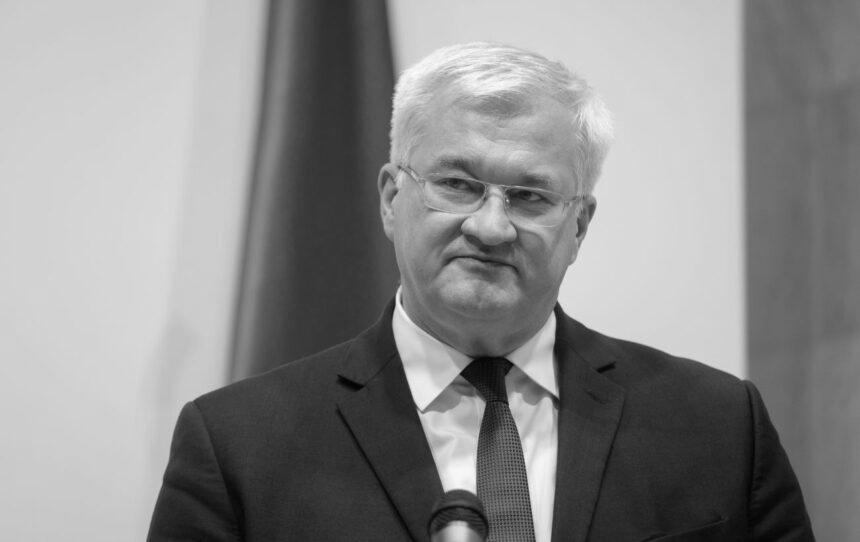 Україна похвалила Навроцького за “гарне рішення” щодо Орбана