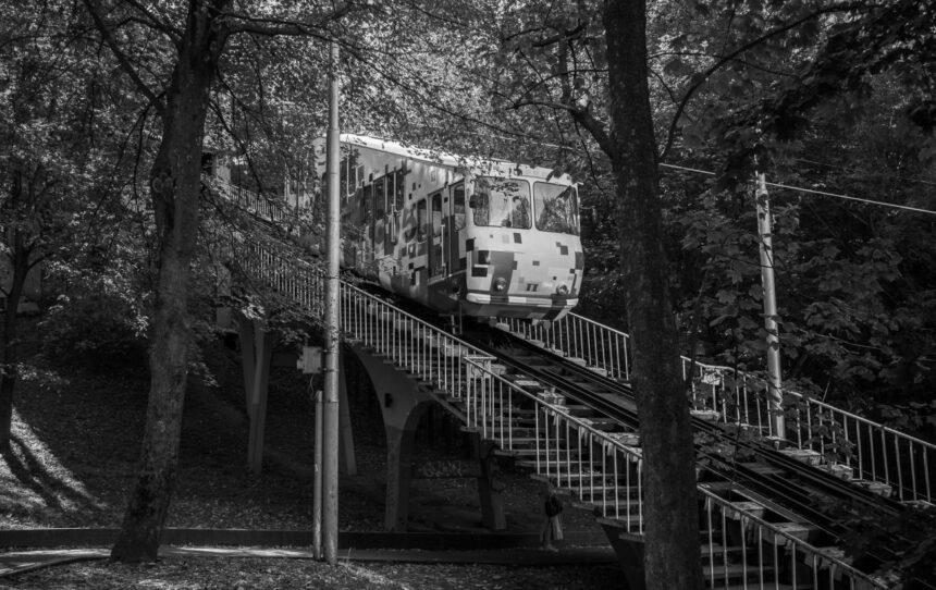 У Києві не працює фунікулер: в чому причина