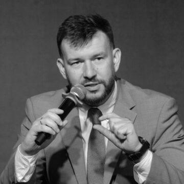 Від тисячі до 6500 гривень: скільки грошей отримають українці від “зимової підтримки”