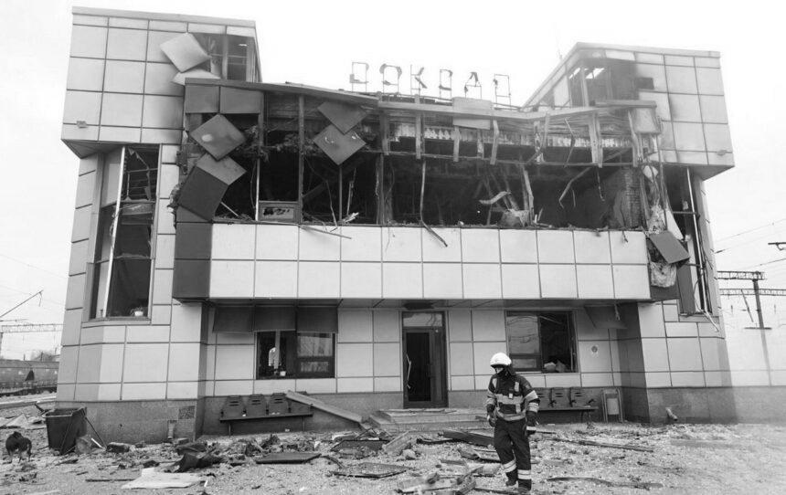 Удари по енергетиці і розбитий вокзал у Фастові: усе про наслідки атаки на Україну Удари по енергетиці і розбитий вокзал у Фастові: усе про наслідки атаки на Україну