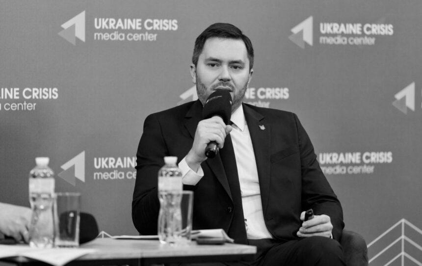 Зеленський звільнив главу Нацкомісії з цінних паперів Зеленський звільнив главу Нацкомісії з цінних паперів