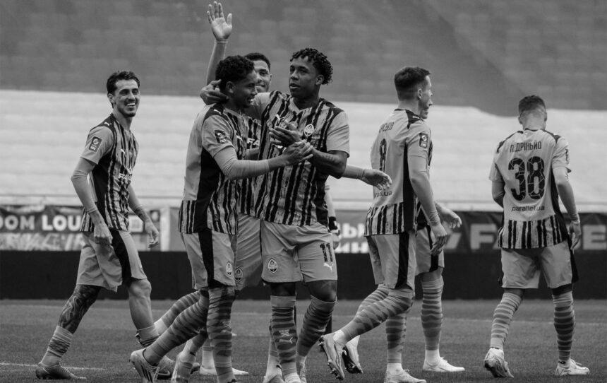 “Колос” проти “Шахтаря”, “Динамо” на межі антирекорду: розклад 15-го туру УПЛ