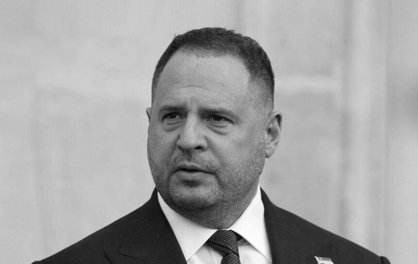 Залишається членом РНБО? Рада відмовилася викликати Єрмака, щоб прояснити його статус