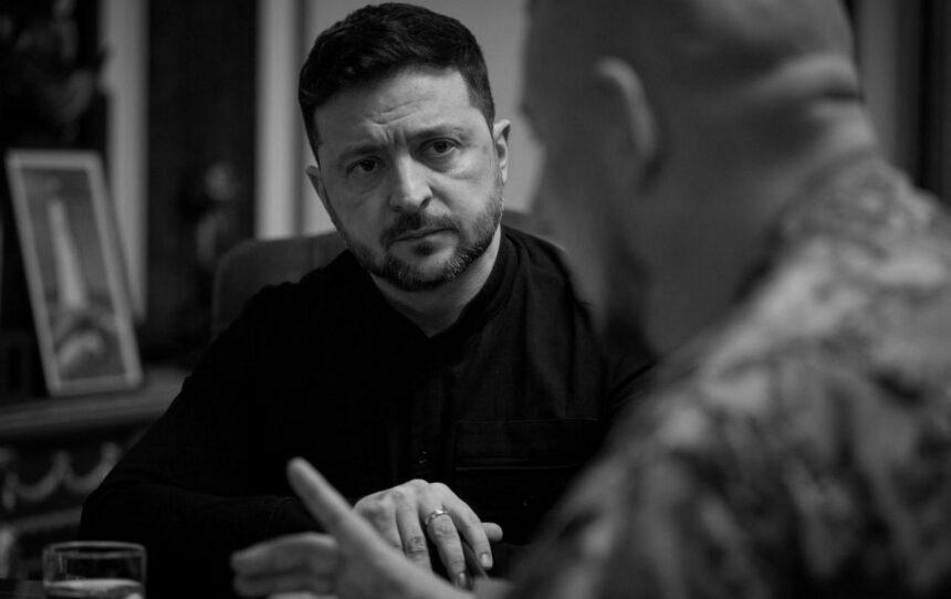 Фронтові позиції та бойові підрозділи ЗСУ будуть посилюватись, – Зеленський