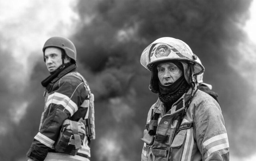 Під ударом енергетика на заході України, є жертви та проблеми зі світлом: все про атаку РФ