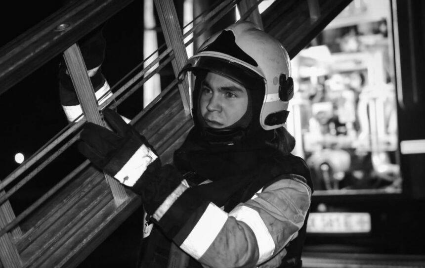 У Харкові після вечірньої атаки РФ сталася пожежа: у ДСНС показали фото наслідків