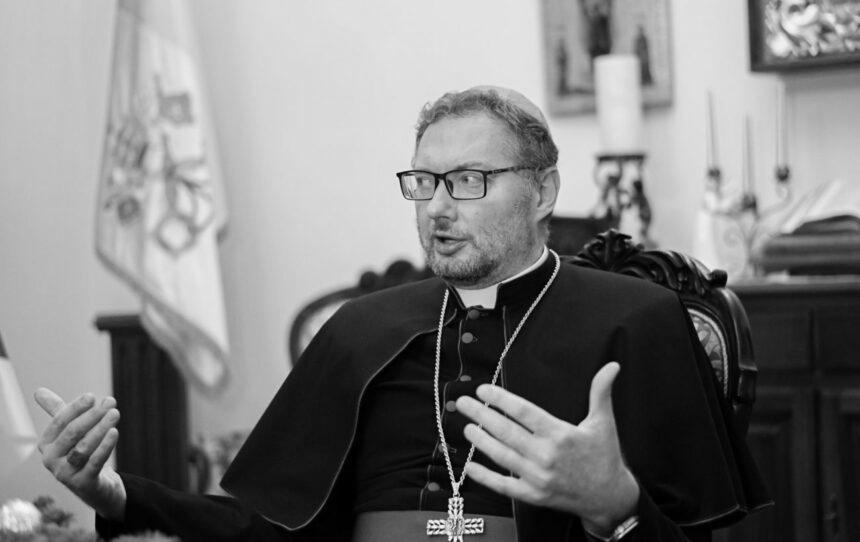 “Дуже потужна робота”: посол Ватикану сказав, скільки гуманітарної допомоги надали Україні