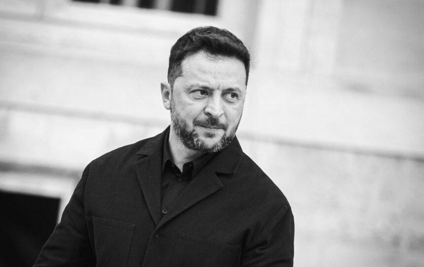 Зеленський про Путіна: нехай будує в РФ такий “успіх”, як він зробив в Бахмуті та Вовчанську