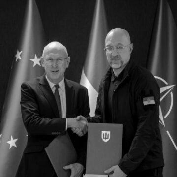Велика оборонна угода та новий "Рамштайн": результати переговорів України та Британії Велика оборонна угода та новий “Рамштайн”: результати переговорів України та Британії
