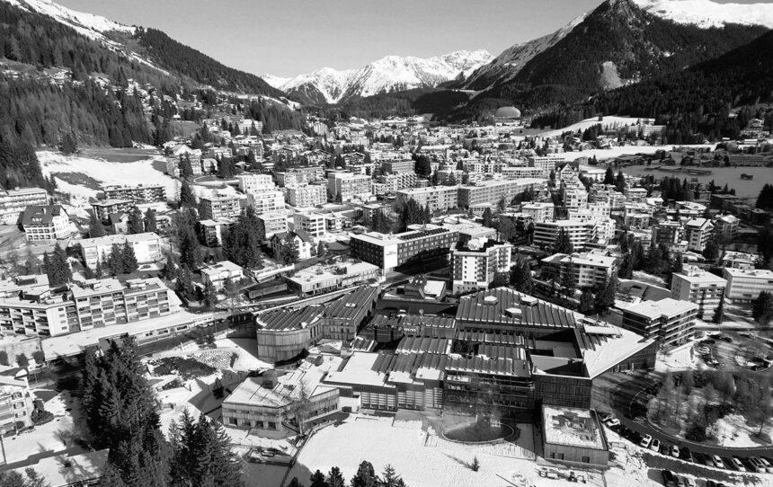 У Давосі лідери ЄС відсувають Україну на другий план через Гренландію, – FT