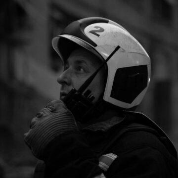 Росія вдарила по Запоріжжю: на місті атаки пожежа