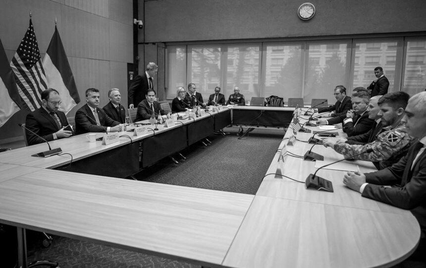 Зеленський розширив делегацію для переговорів в Абу-Дабі: хто до неї входить Зеленський розширив делегацію для переговорів в Абу-Дабі: хто до неї входить