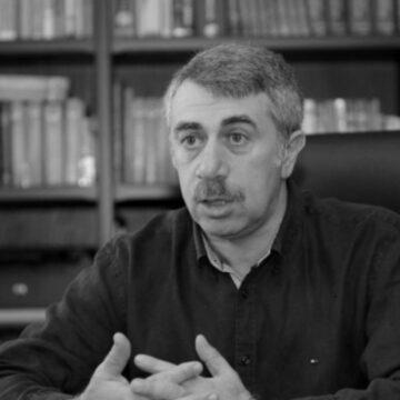 Продаж ліків на АЗС не має нічого спільного з турботою про людей, - Комаровський Продаж ліків на АЗС не має нічого спільного з турботою про людей, – Комаровський