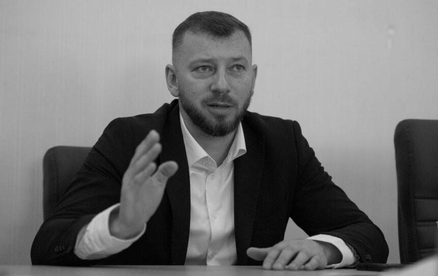 Нардепи до великої війни отримували в “конвертах” і до 20 тисяч доларів на місяць, – САП